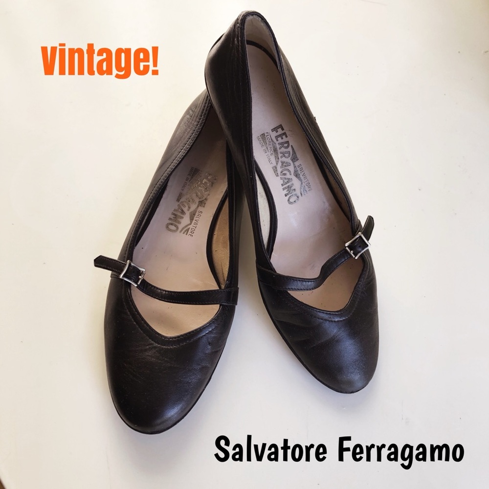 Vintage Salvatore Ferragamo Flats - 6.5
